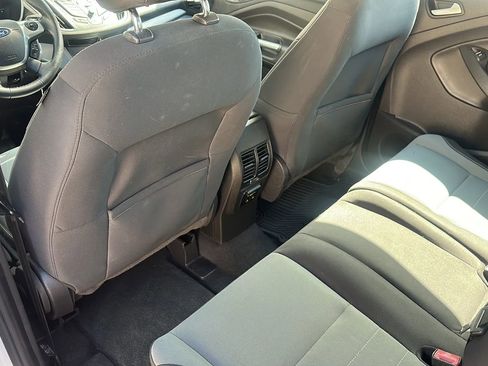 Used 2015 Ford C-MAX SE w/ Interior Protection Package image 8