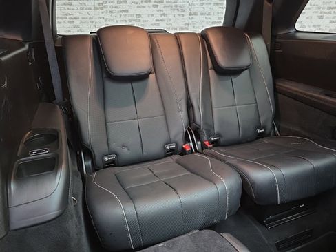 Used 2022 Mercedes-Benz GLS 450 4MATIC image 15