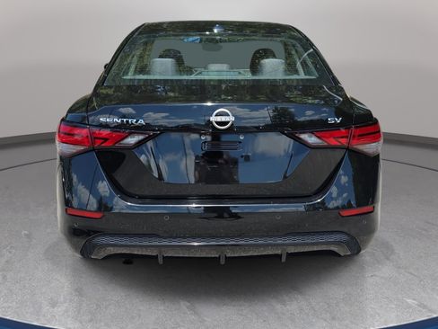 Used 2024 Nissan Sentra SV FWD image 6