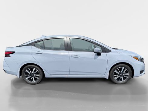 New 2025 Nissan Versa SV image 6