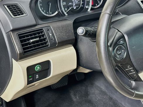 Used 2014 Honda Accord EX-L image 16