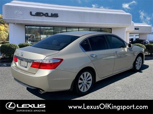 Used 2014 Honda Accord EX image 5