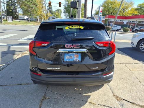Used 2018 GMC Terrain SLE image 27