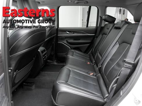 Used 2022 Jeep Grand Cherokee Limited 4xe AWD/4WD image 24