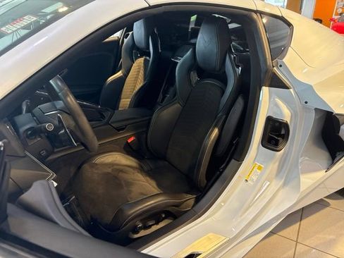 Used 2020 Chevrolet Corvette Stingray Preferred Cpe w/ 2LT Preferred Equipment Group RWD image 11