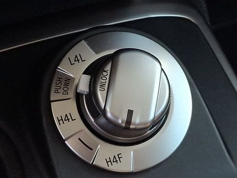 Used 2023 Toyota 4Runner Limited AWD/4WD image 25