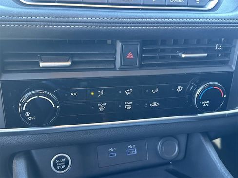 Certified 2023 Nissan Rogue S image 7