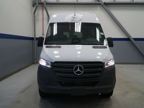 New 2026 Mercedes-Benz Sprinter 2500 image 2