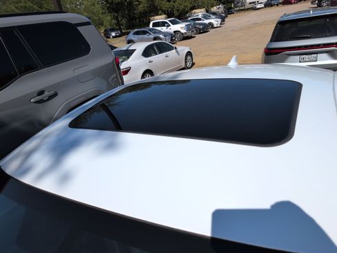 Used 2015 Lexus RC 350 w/ F Sport w/Summer Tires RWD image 8
