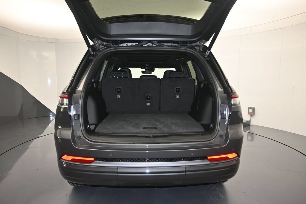 New 2026 Jeep Grand Cherokee Limited AWD/4WD image 25
