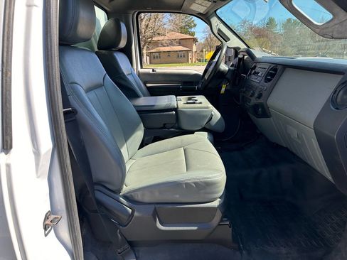 Used 2013 Ford F550 4x4 Regular Cab Super Duty w/ Payload Upgrade Pkg image 16