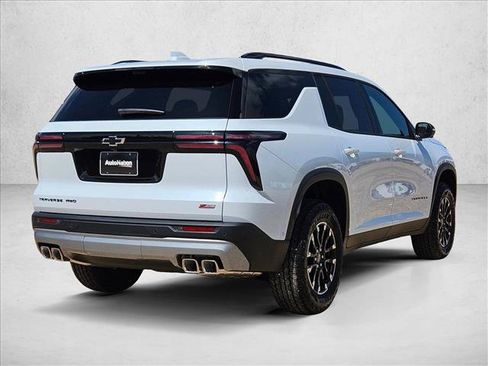 New 2026 Chevrolet Traverse Z71 w/ Enhanced Driving Package AWD/4WD image 2