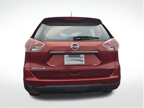 Used 2015 Nissan Rogue S image 8