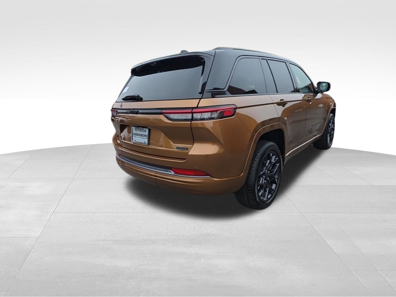 New 2027 Jeep Grand Cherokee Summit w/ Adv Protech Group IV AWD/4WD image 8