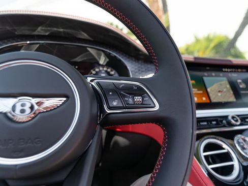 New 2026 Bentley Continental GTC AWD/4WD image 9