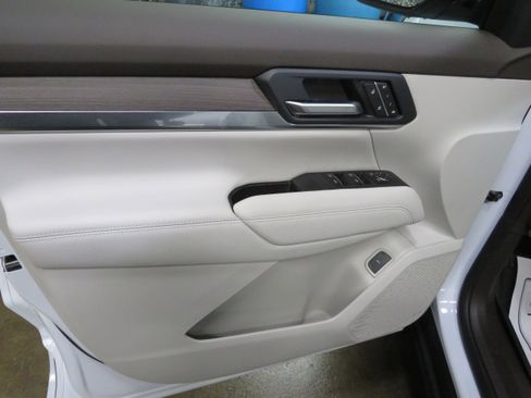 New 2026 GMC Terrain Denali w/ LPO, Floor Liner Package image 15