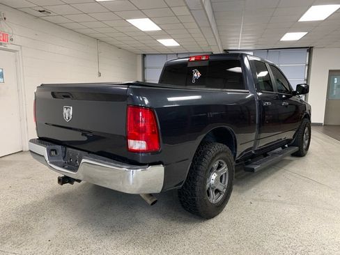 Used 2017 RAM 1500 Classic SLT RWD image 4
