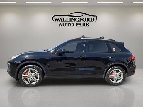 Used 2014 Porsche Cayenne Turbo AWD/4WD image 7