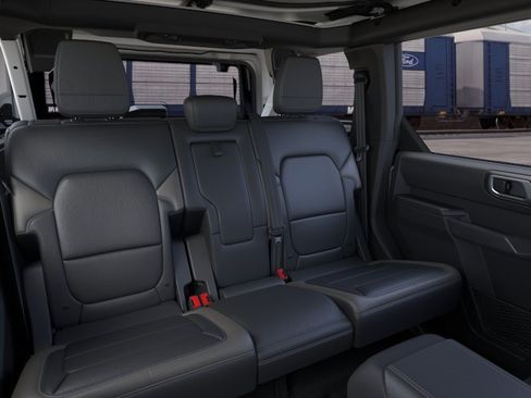New 2026 Ford Bronco Outer Banks AWD/4WD image 11