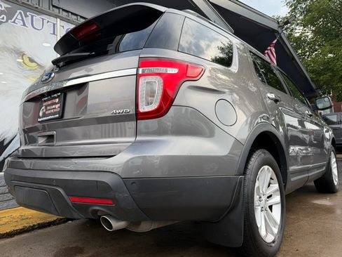 Used 2012 Ford Explorer XLT AWD/4WD image 3