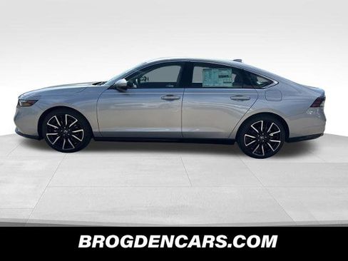 New 2025 Honda Accord Touring image 6