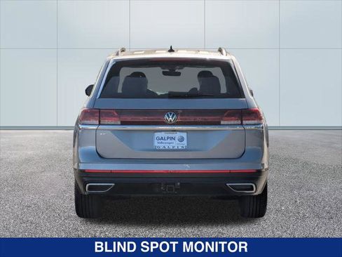 New 2026 Volkswagen Atlas SE FWD image 4
