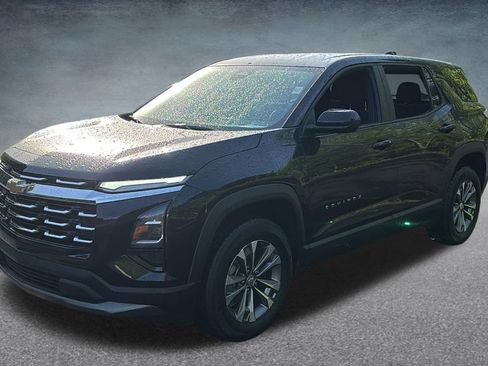 Used 2025 Chevrolet Equinox LT AWD/4WD image 2
