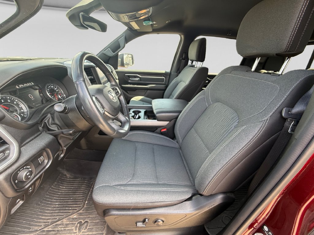 Used 2022 RAM 1500 Big Horn AWD/4WD image 21