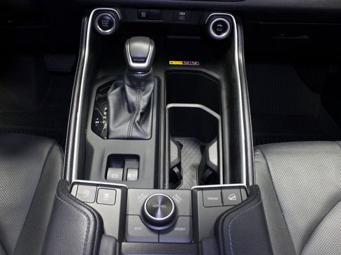 Used 2024 Toyota Grand Highlander AWD image 23