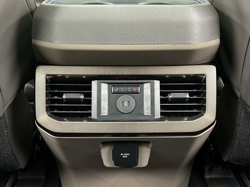 Used 2026 Ford F450 Platinum w/ Platinum Plus Package image 40