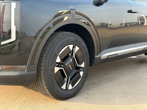 New 2027 Kia Telluride EX FWD image 9
