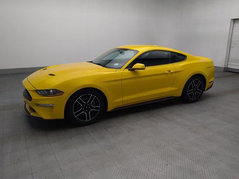 Used 2018 Ford Mustang Coupe w/ Equipment Group 101A RWD image 2