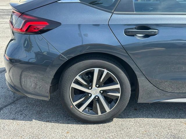 Used 2024 Honda Civic LX image 9