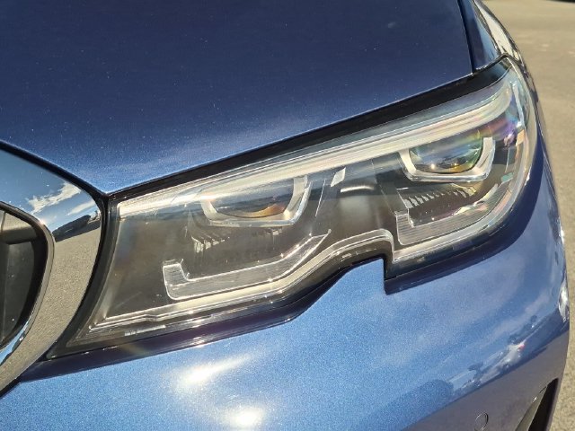 Used 2022 BMW 330e RWD image 9