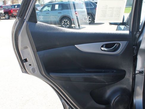 Used 2020 Nissan Rogue Sport SV w/ Technology Package AWD/4WD image 16