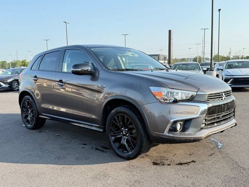 Used 2017 Mitsubishi Outlander Sport ES AWD/4WD image 3