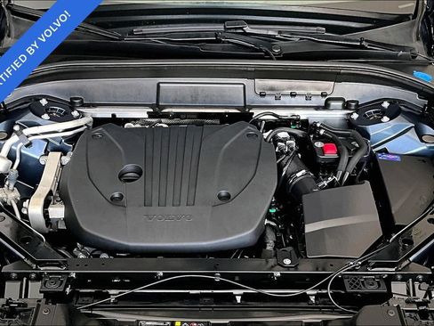 Certified 2026 Volvo XC60 B5 Plus AWD/4WD image 11