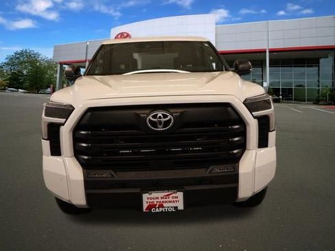 Certified 2025 Toyota Tundra SR5 AWD/4WD image 7