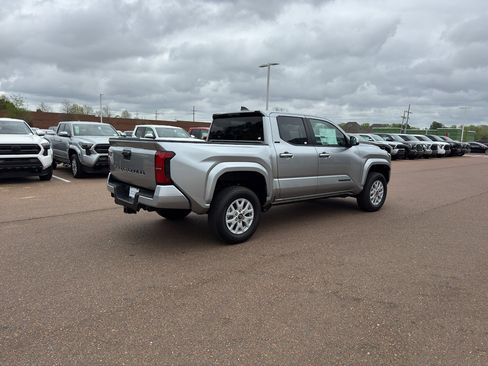 New 2026 Toyota Tacoma SR5 image 30