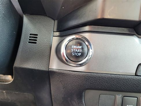 Used 2023 Toyota Tacoma TRD Off-Road image 17