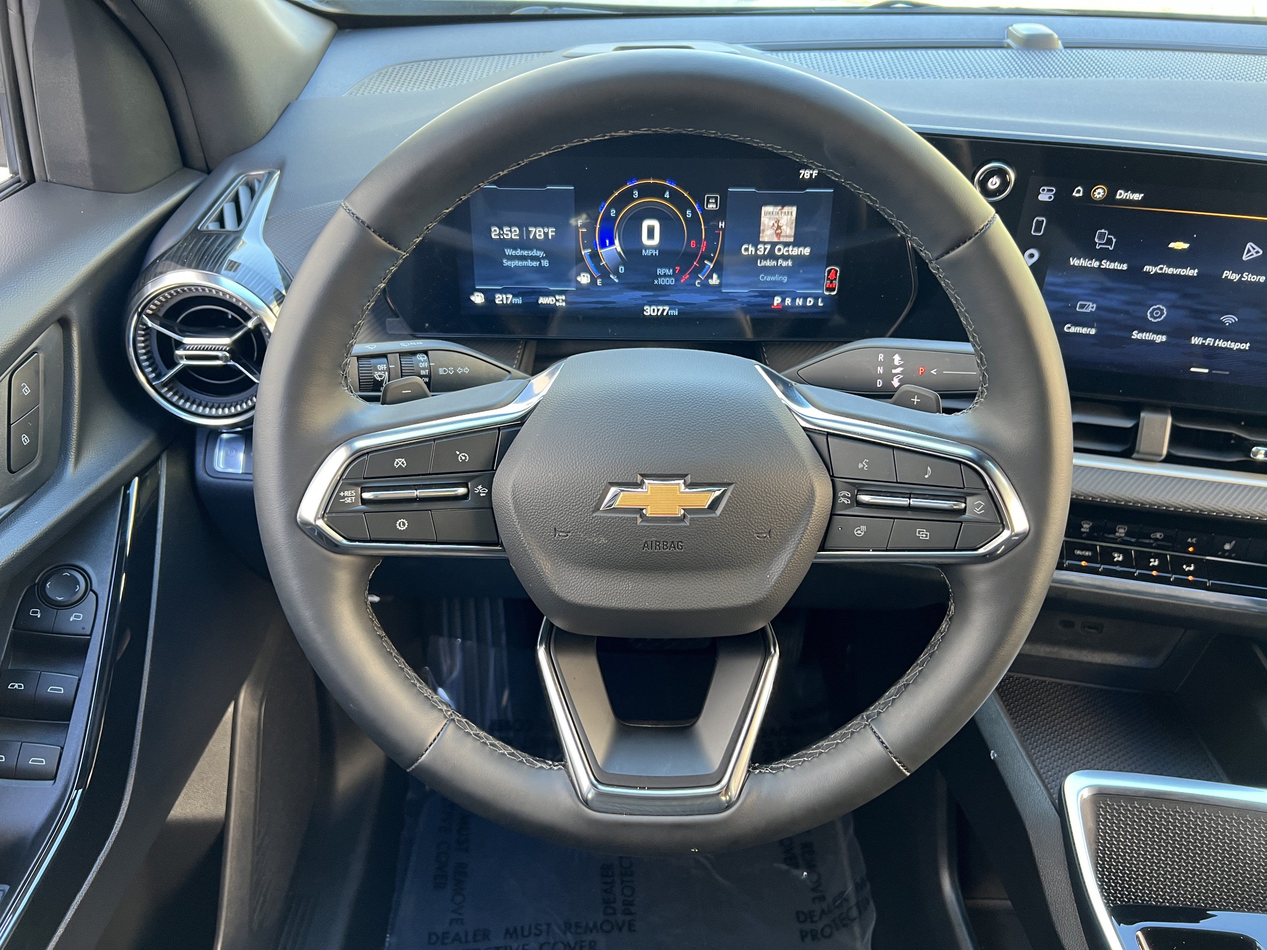 Used 2026 Chevrolet Equinox LT w/ Safety and Technology Package AWD/4WD image 26