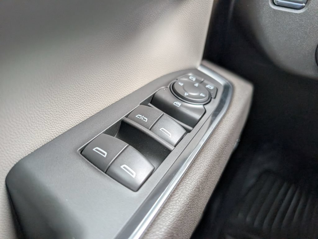 New 2026 Chevrolet Silverado 1500 RST w/ Z71 Off-Road Package AWD/4WD image 18