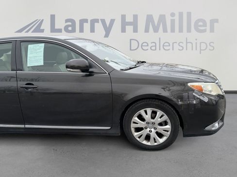 Used 2012 Toyota Avalon image 14