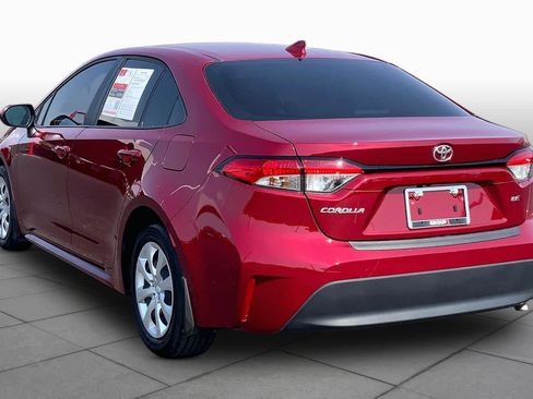 Used 2025 Toyota Corolla LE FWD image 12