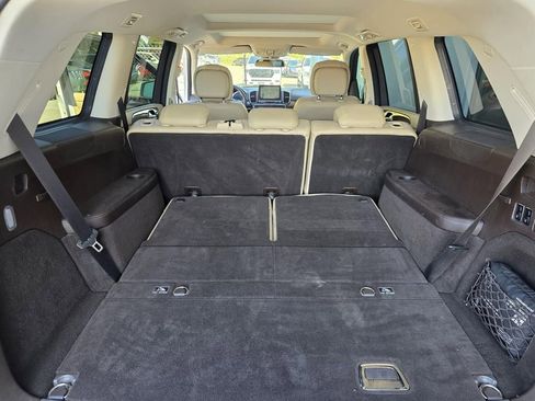Used 2019 Mercedes-Benz GLS 550 4MATIC image 16