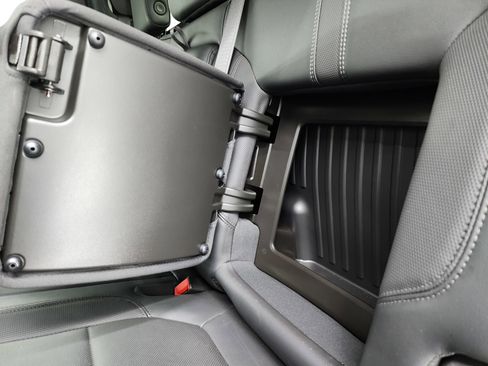 Used 2022 Chevrolet Silverado 3500 High Country image 40