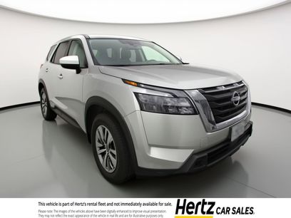 Used 2025 Nissan Pathfinder SV