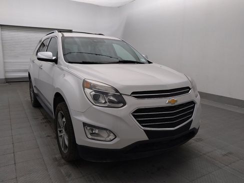 Used 2017 Chevrolet Equinox Premier w/ Enhanced Convenience Package AWD/4WD image 13