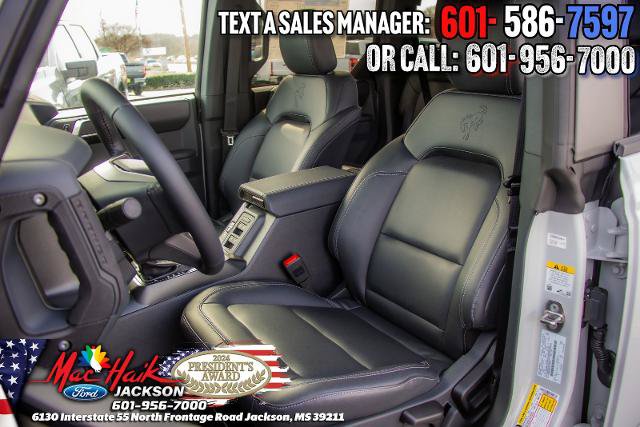 Used 2026 Ford Bronco Badlands AWD/4WD image 56