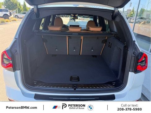 Used 2024 BMW X3 xDrive30i w/ Premium Package w/ZPA AWD/4WD image 9